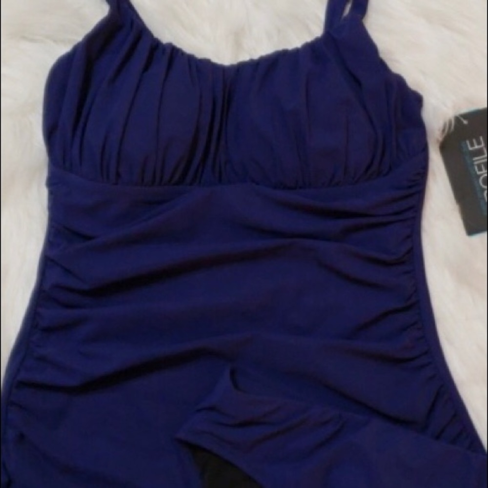 Profile 2 piece tankini. NWT.